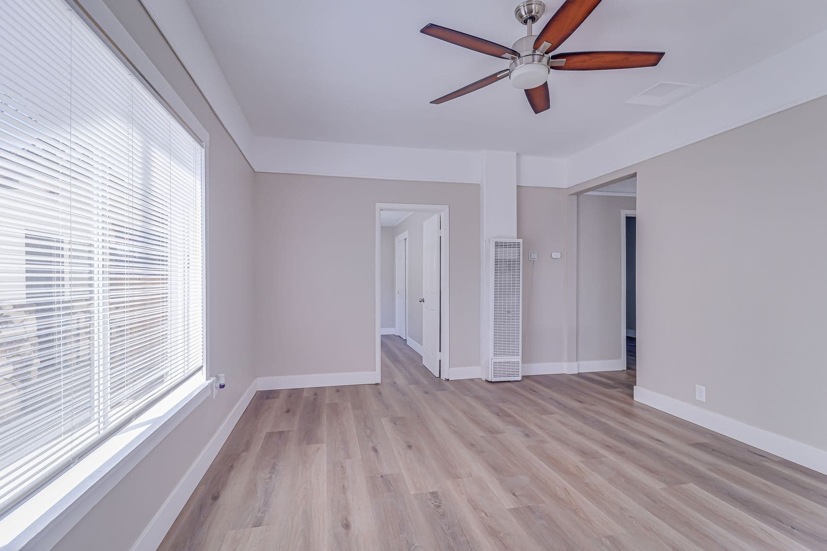 Bakersfield Apartment: 2106 E St - 2106 E St #B