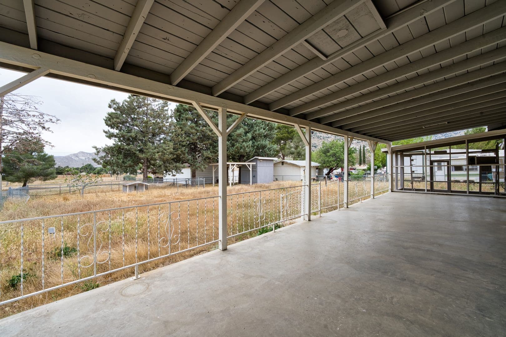 Onyx House: 8119 Tamarisk Road
