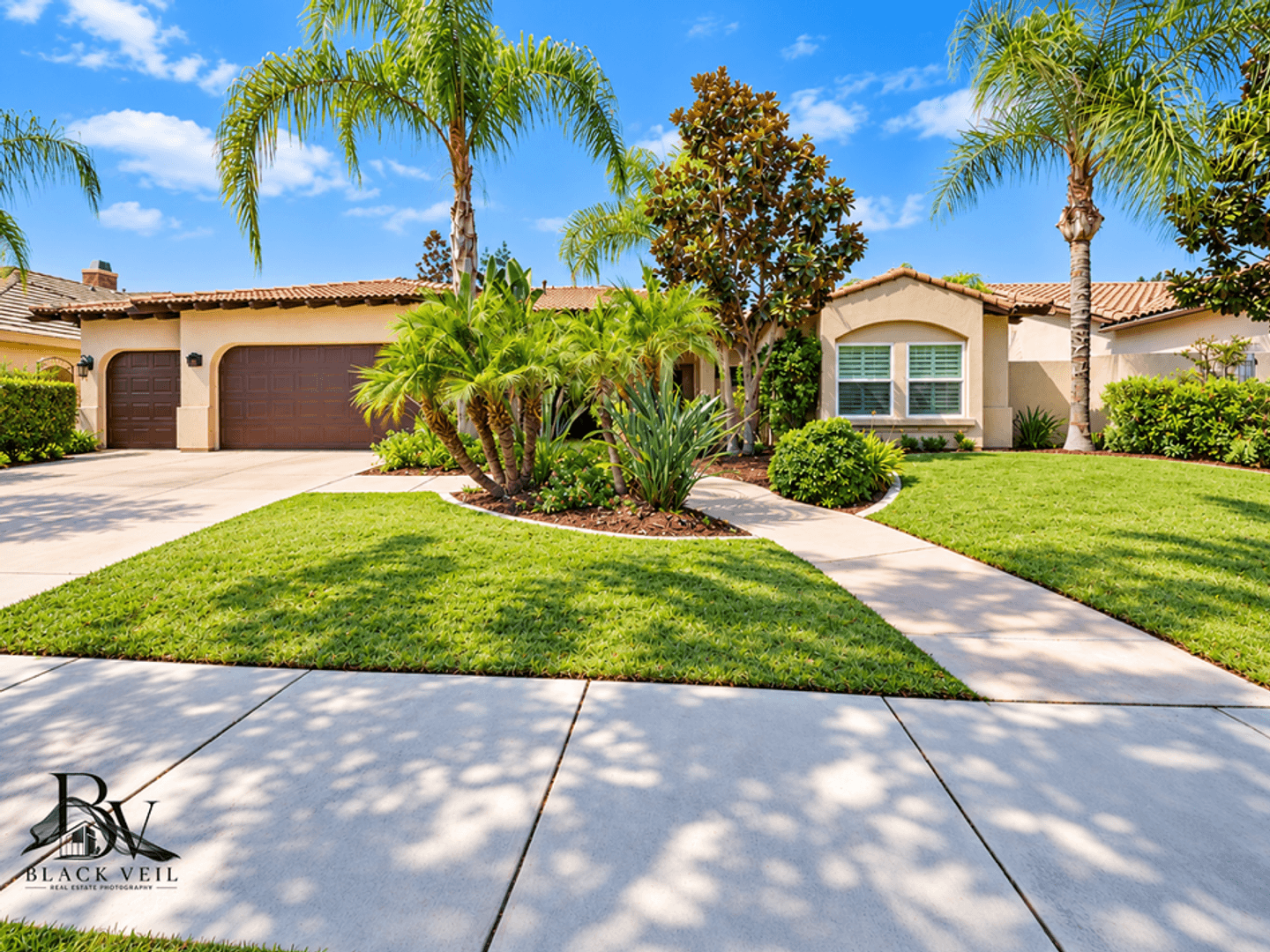 Bakersfield House: 309 Stone Cross Drive