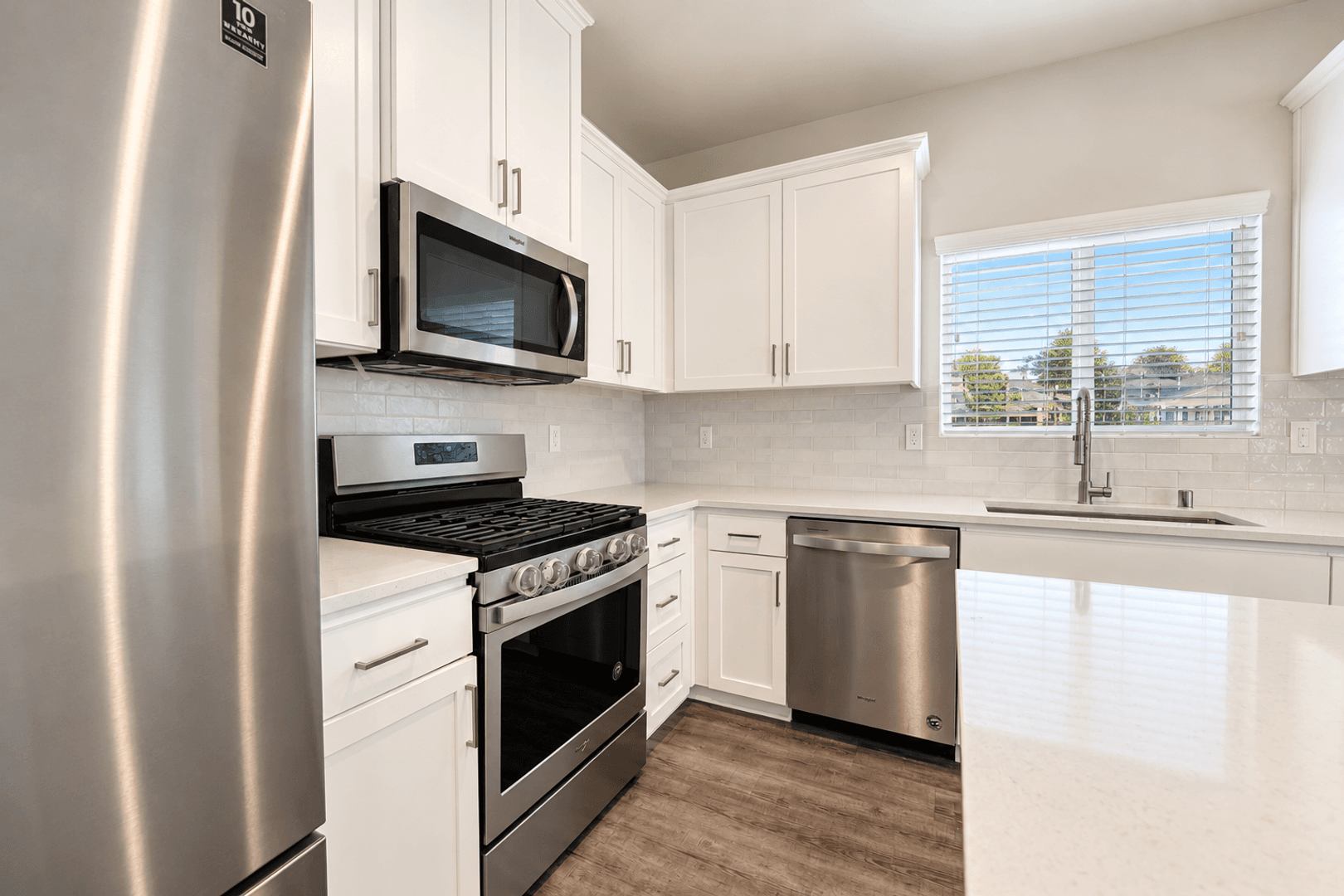Bakersfield House: 12217 Burnham Street