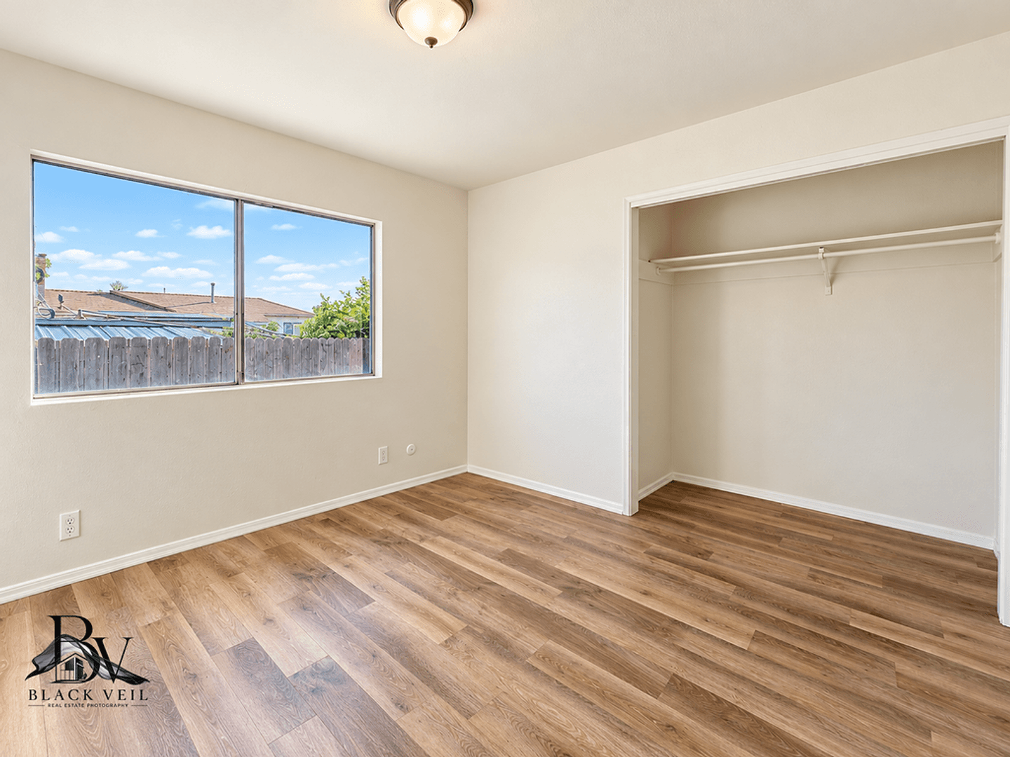 Bakersfield Apartment: 540 Hill Street