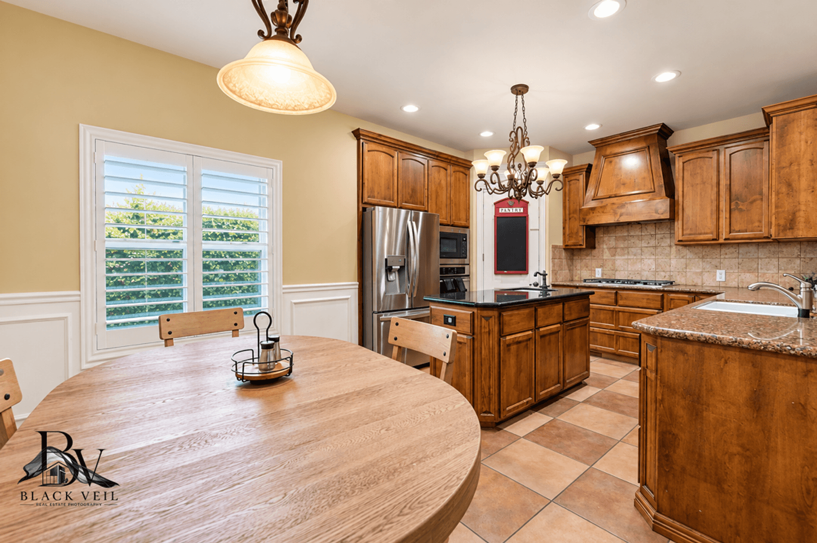 Bakersfield House: 309 Stone Cross Drive