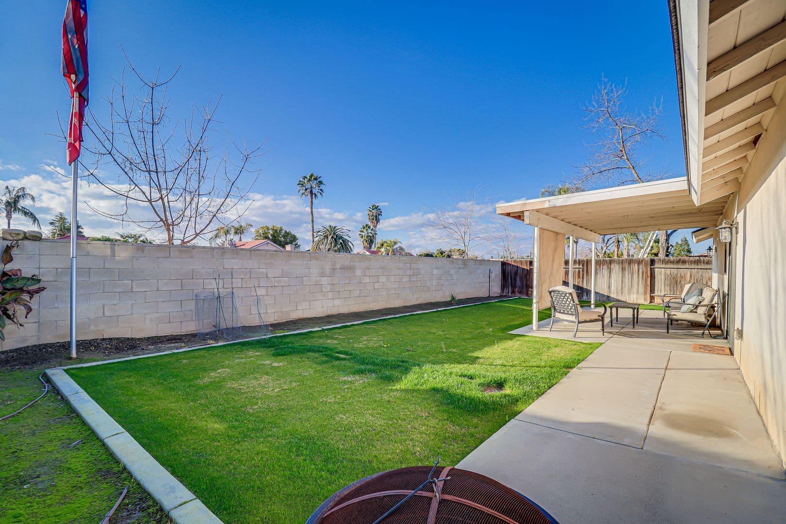 Bakersfield House: 3621 Goldbar Dr