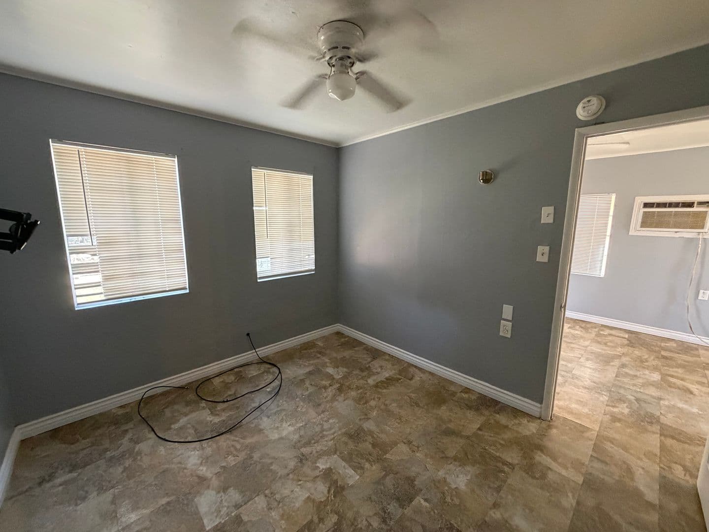 Bakersfield House: 415 1/2 Arvin Street