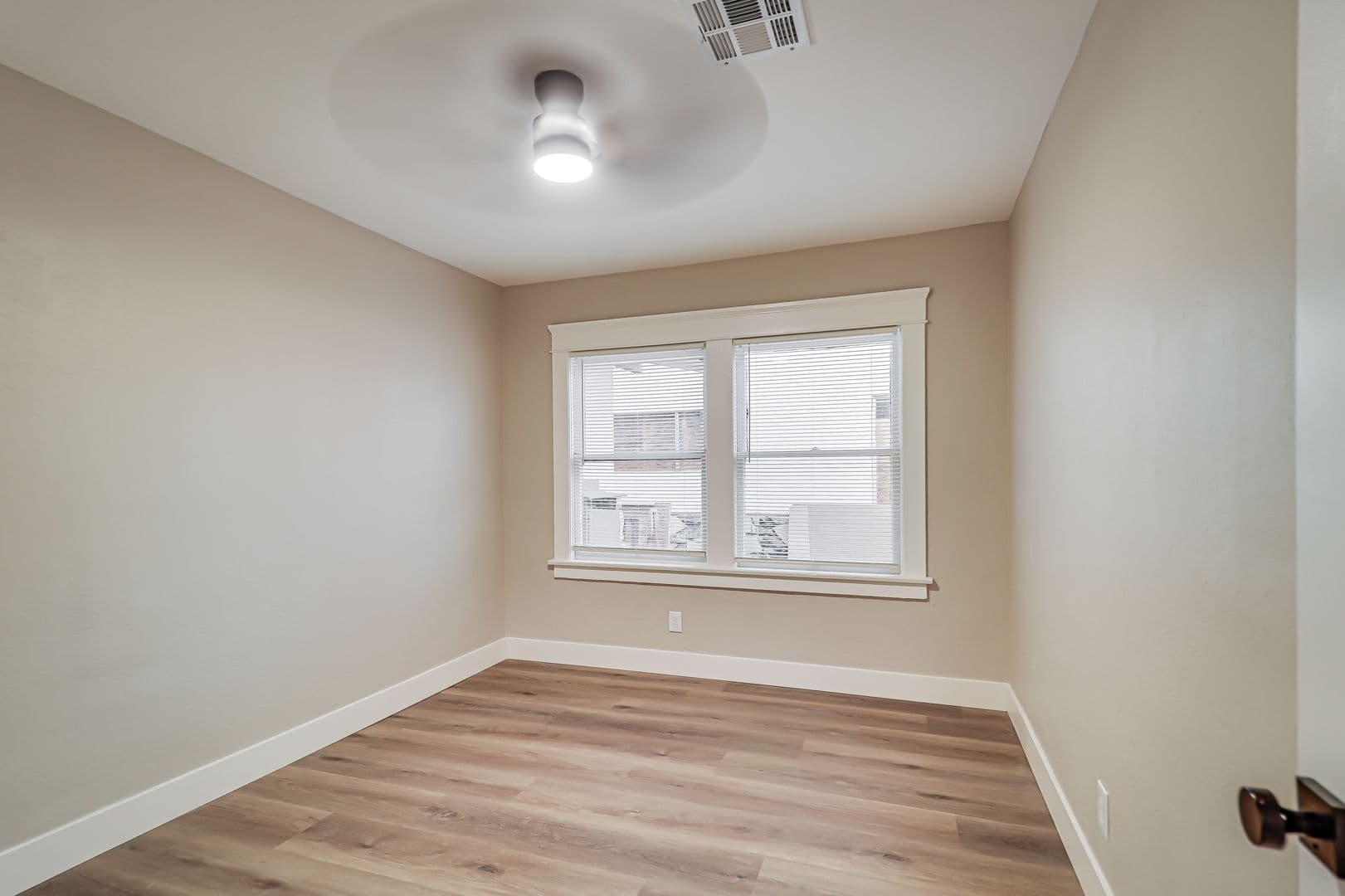 Bakersfield Apartment: 2106 E St - 2106 E St #A