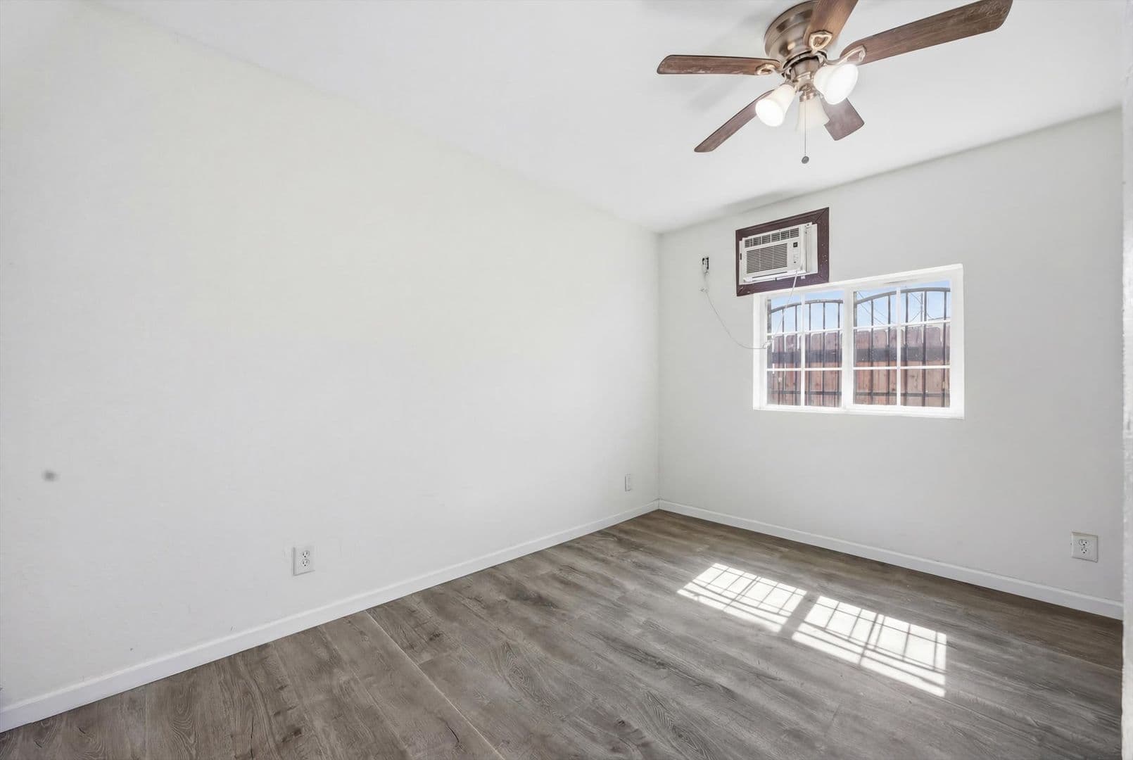 Bakersfield Multiplex: 314 Monterey Street  - 314 Monterey Street - Studio