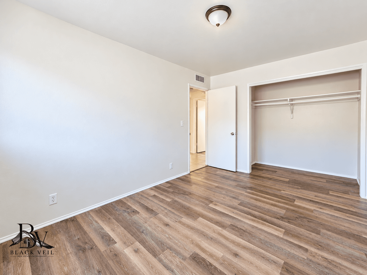 Bakersfield Apartment: 540 Hill Street
