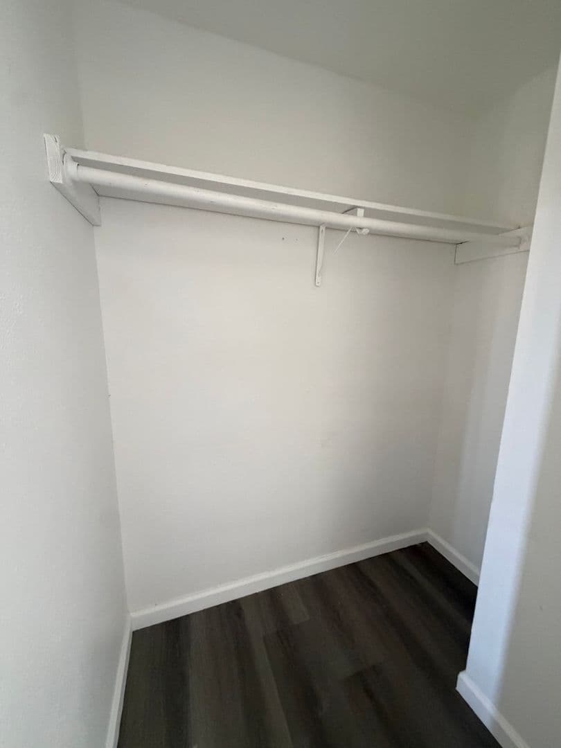 Bakersfield Apartment: 125 Hughes Ave #A
