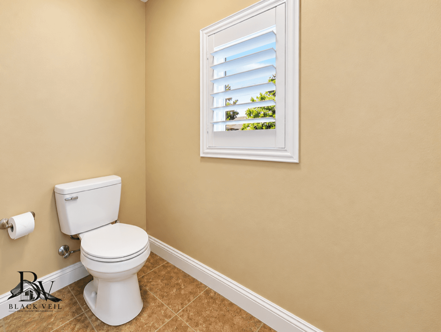 Bakersfield House: 309 Stone Cross Drive