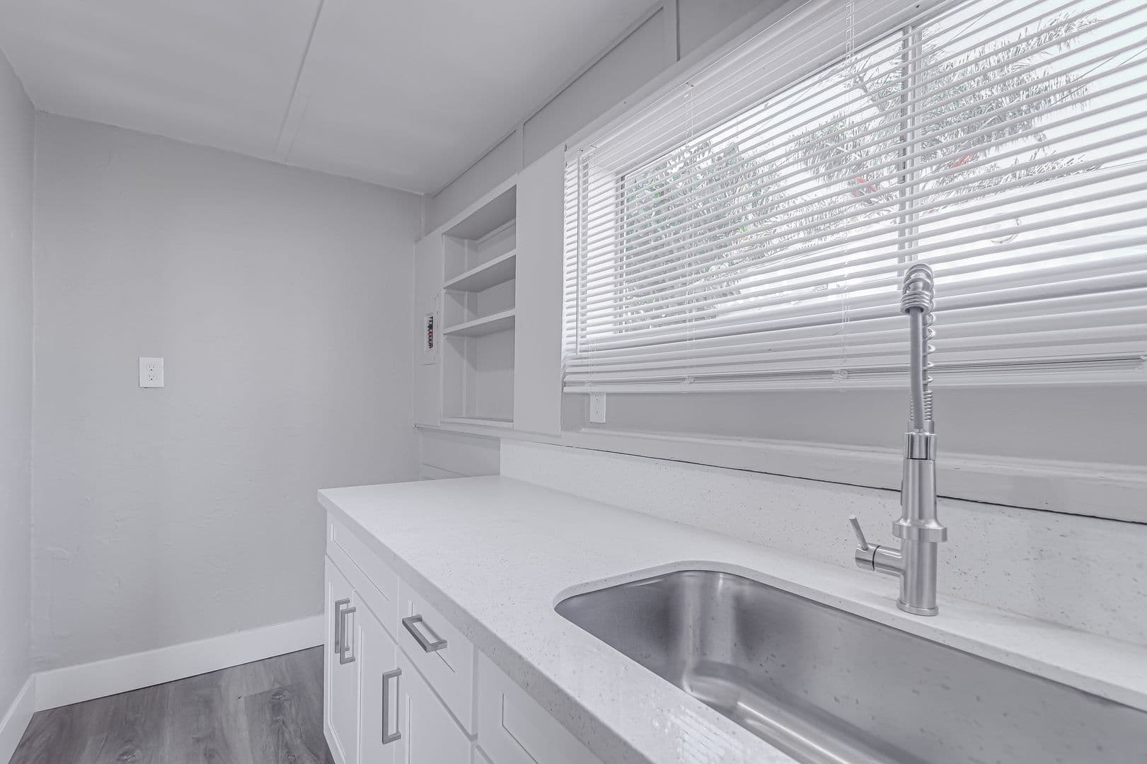 Bakersfield Apartment: 2106 E St - 2106 E St #C