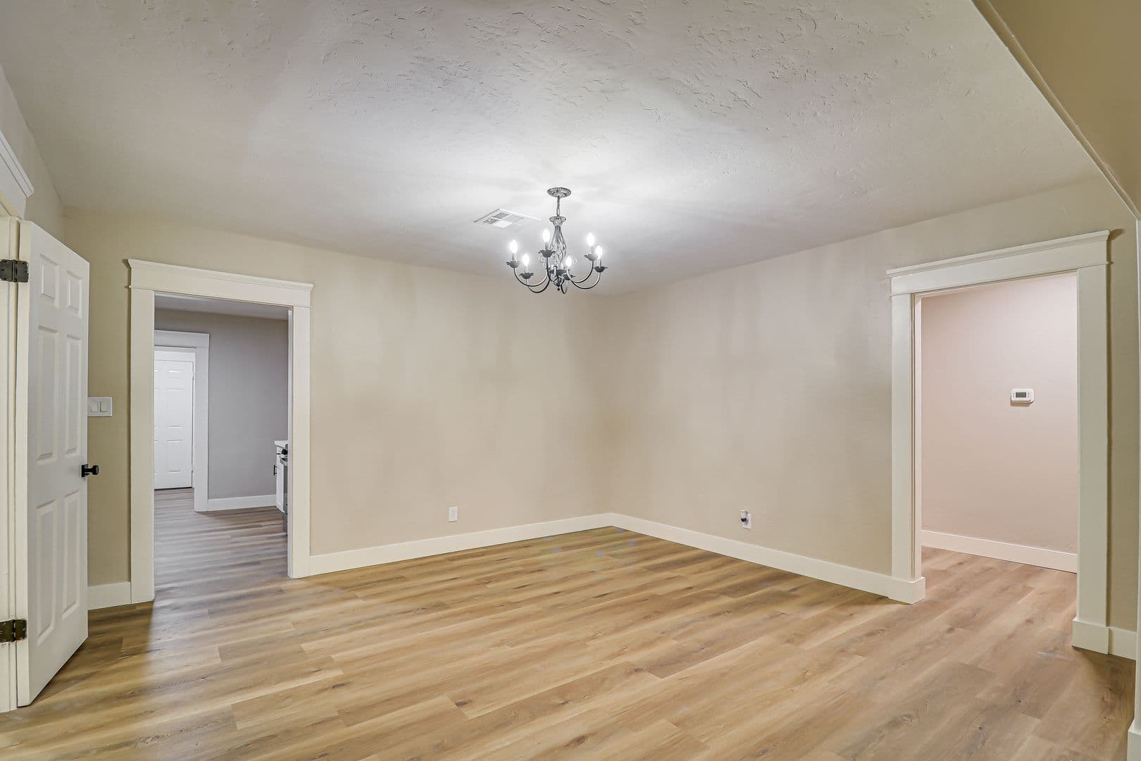 Bakersfield Apartment: 2106 E St - 2106 E St #A