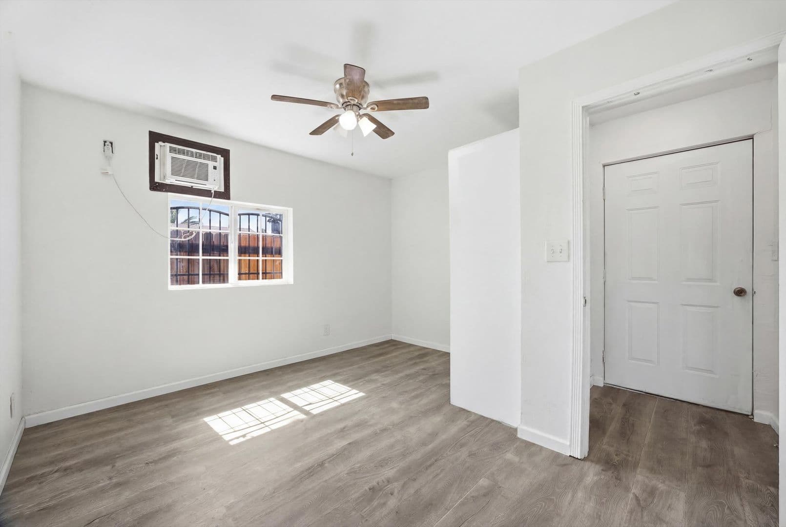 Bakersfield Multiplex: 314 Monterey Street  - 314 Monterey Street - Studio