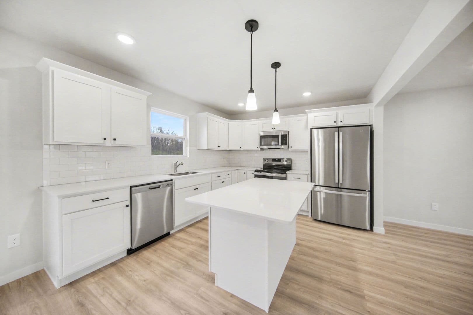 Kalamazoo House: 1097 Vertex Circle