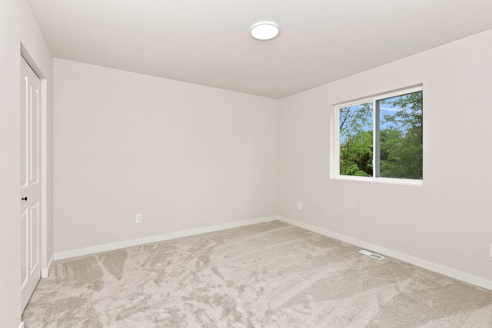 Kalamazoo House: 1097 Vertex Circle