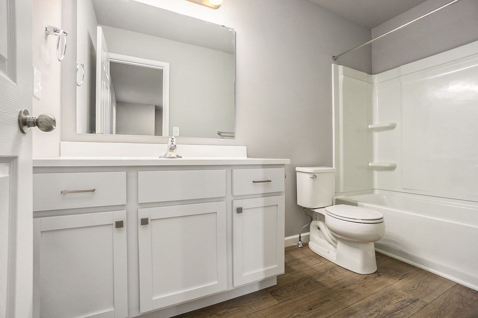 Grandville House: 3527 Welden Drive