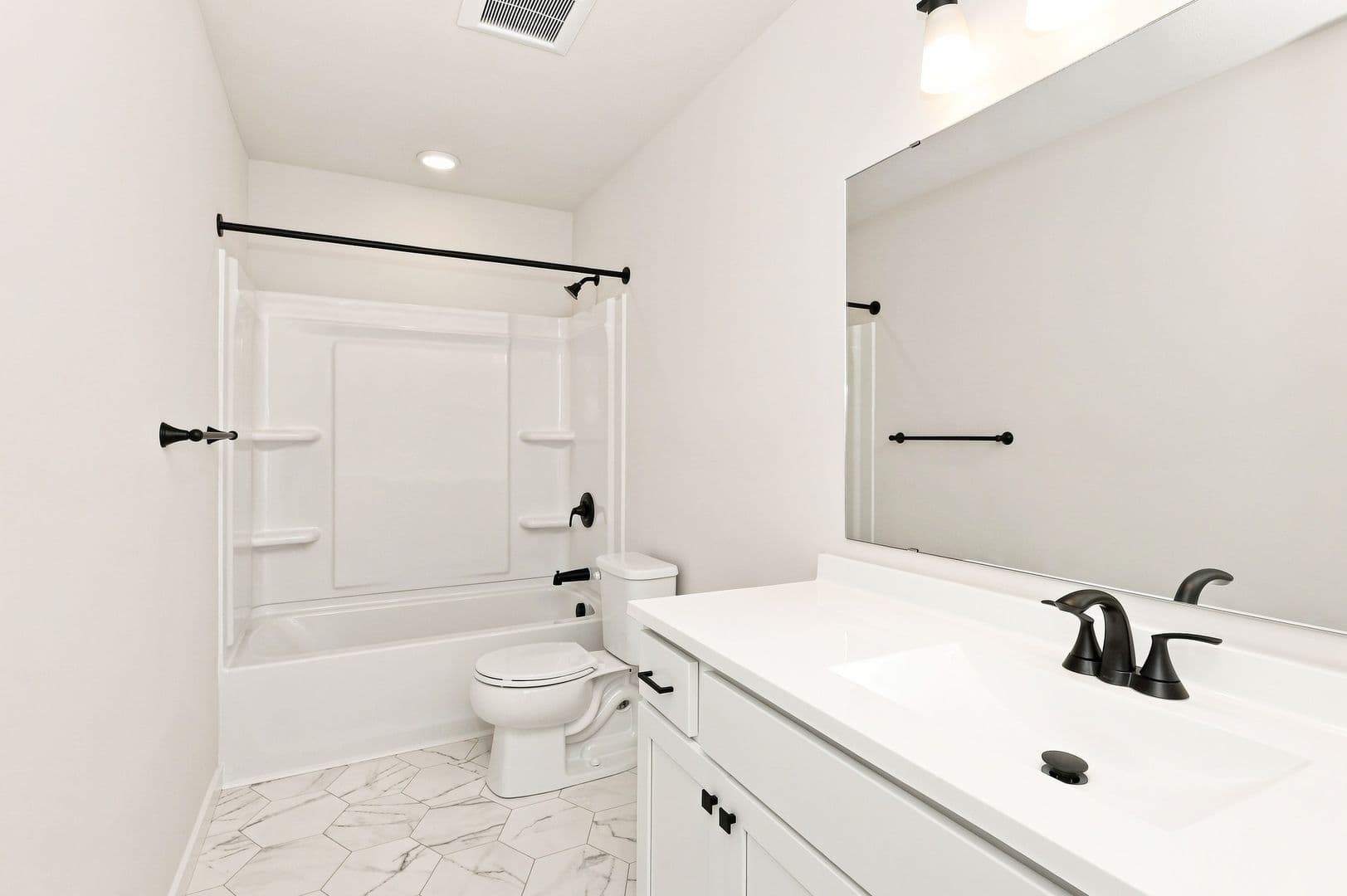 Portage House: 8180 Crestbrook Court