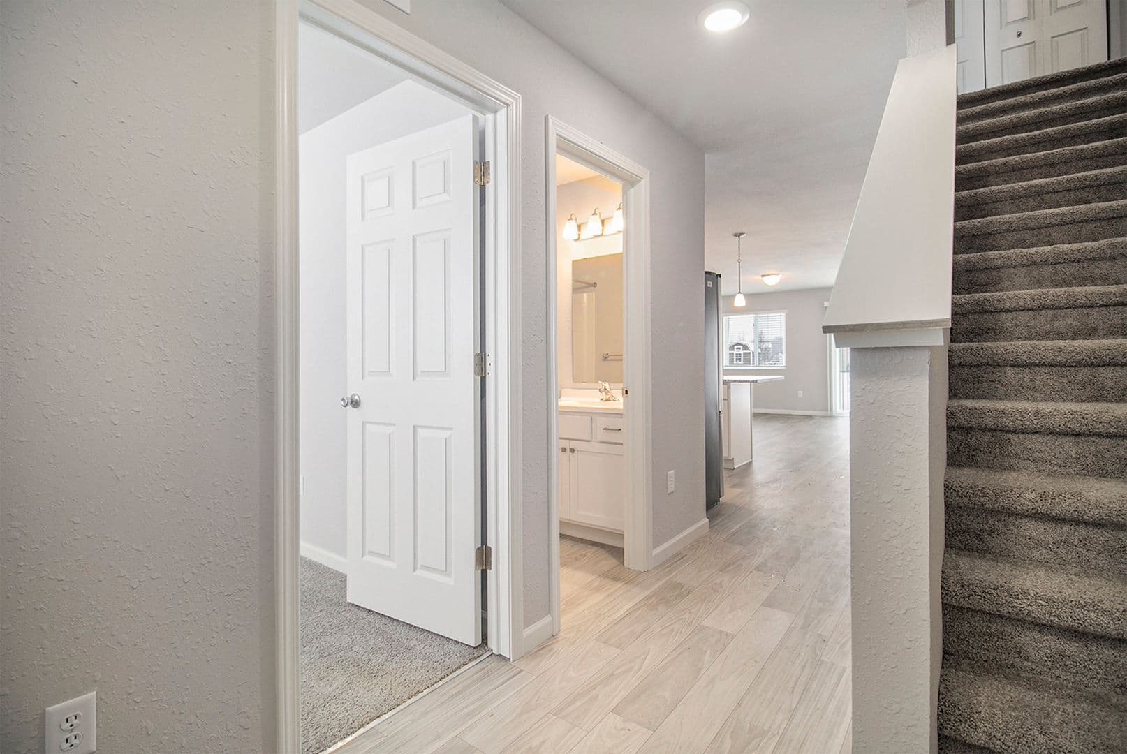 Plymouth House: 1221 Baker Street