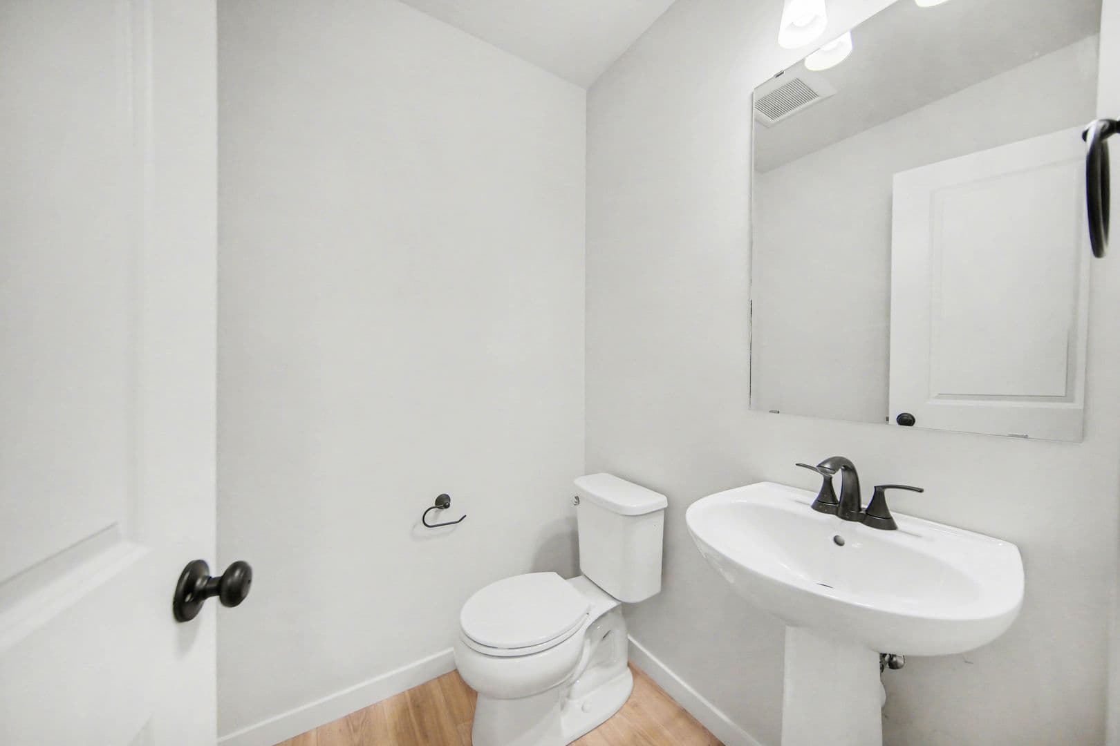 Kalamazoo House: 1097 Vertex Circle