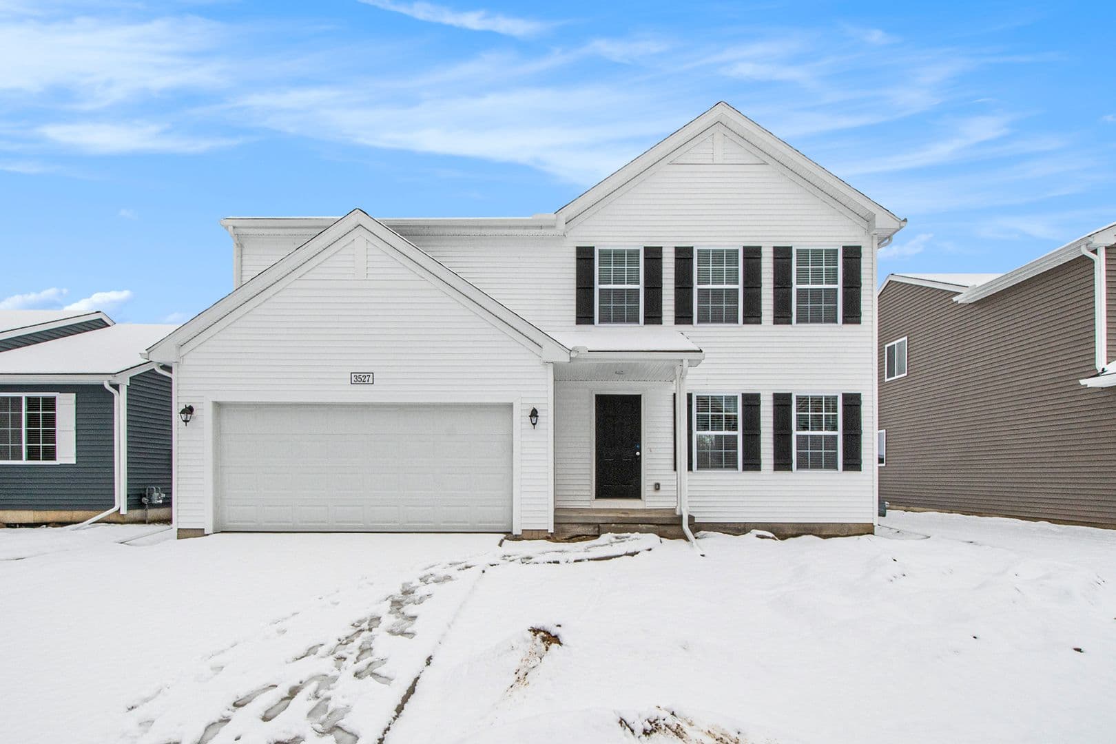 Grandville House: 3527 Welden Drive