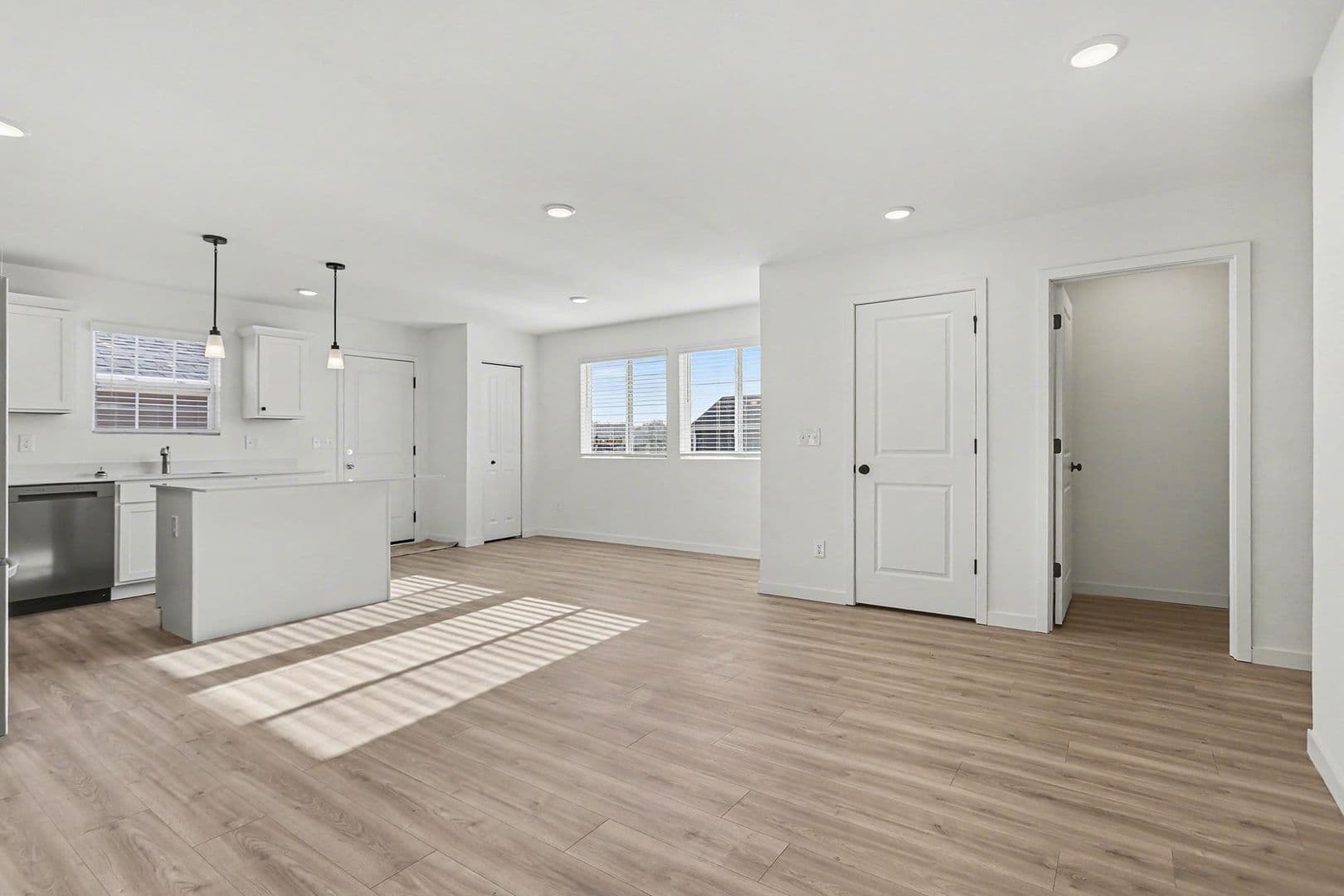 Portage House: 1902 Kingfisher Circle