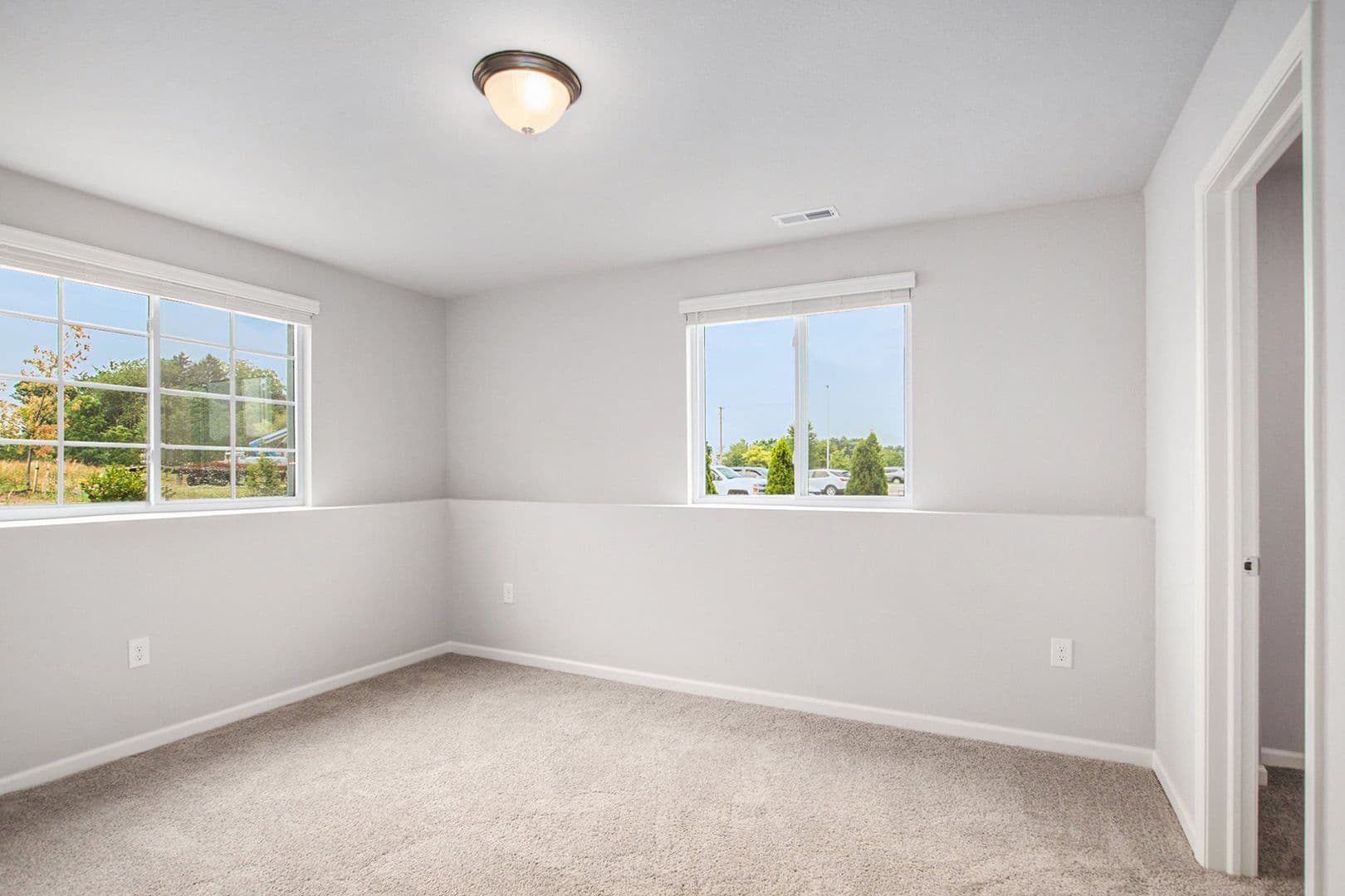 Stevensville House: 5445 E Karen Court