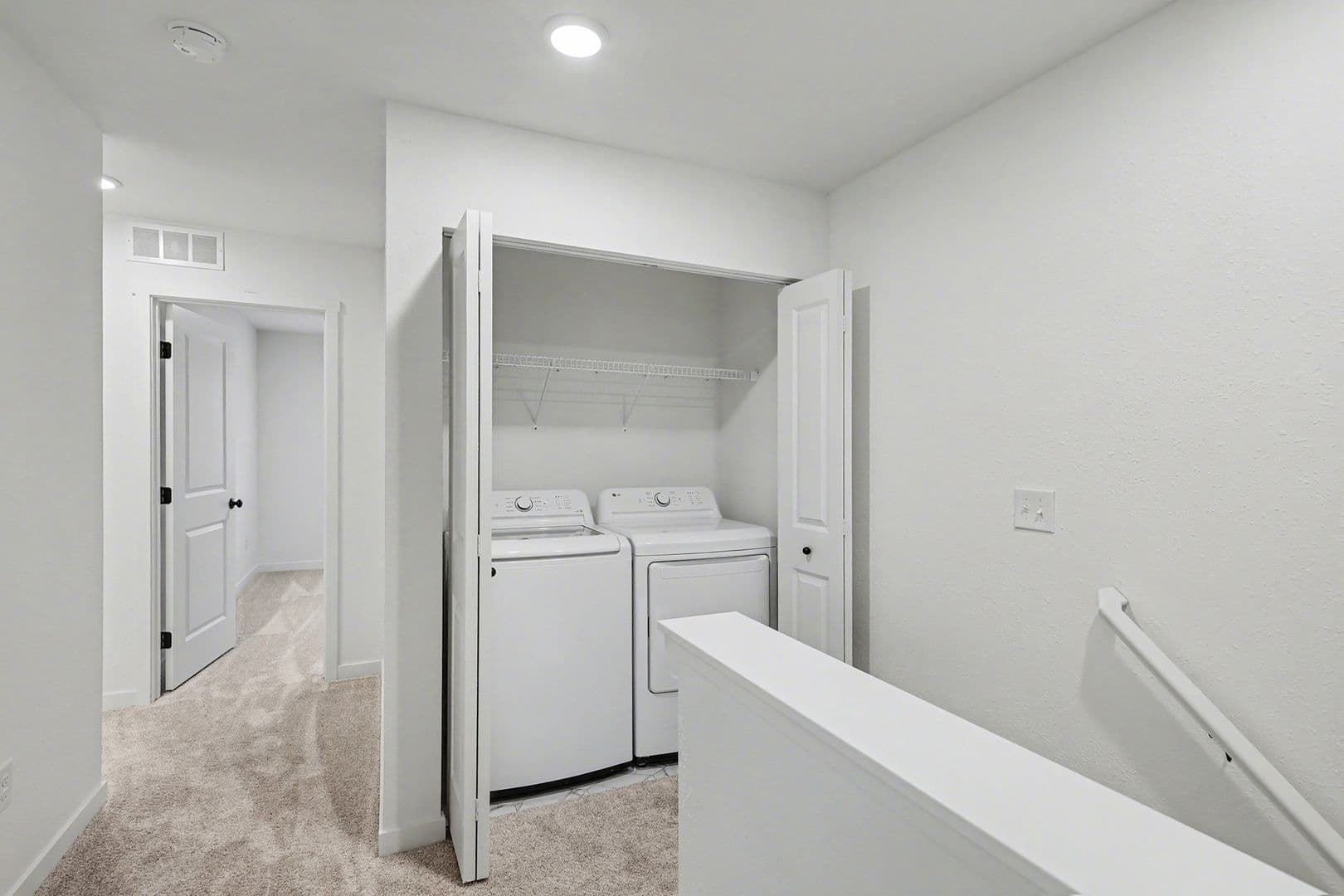 Lansing House: 6118 Aurelius Road