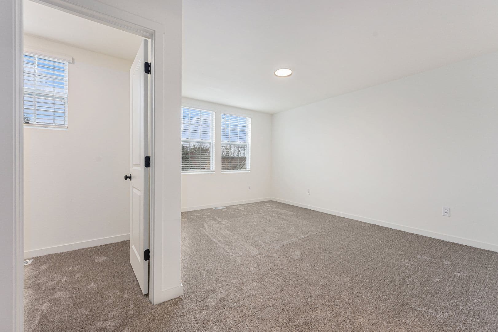 Lansing House: 6115 Tigris Avenue