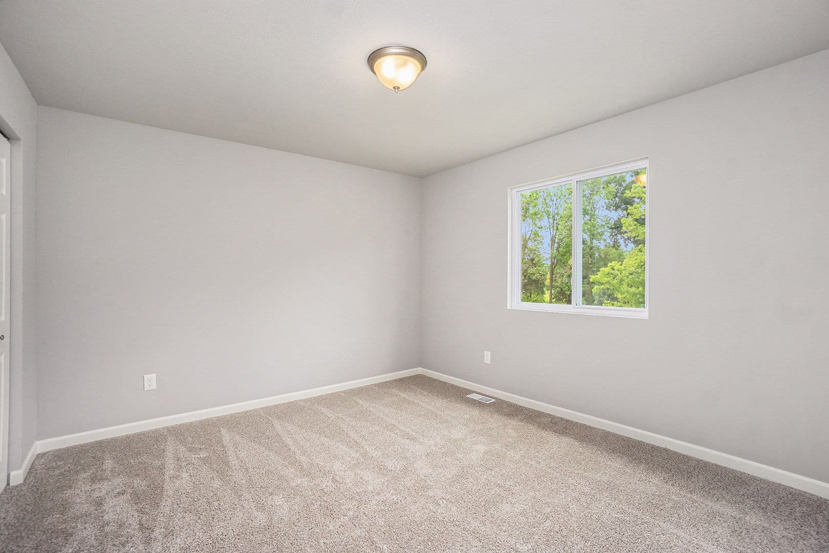 Grandville House: 3527 Welden Drive