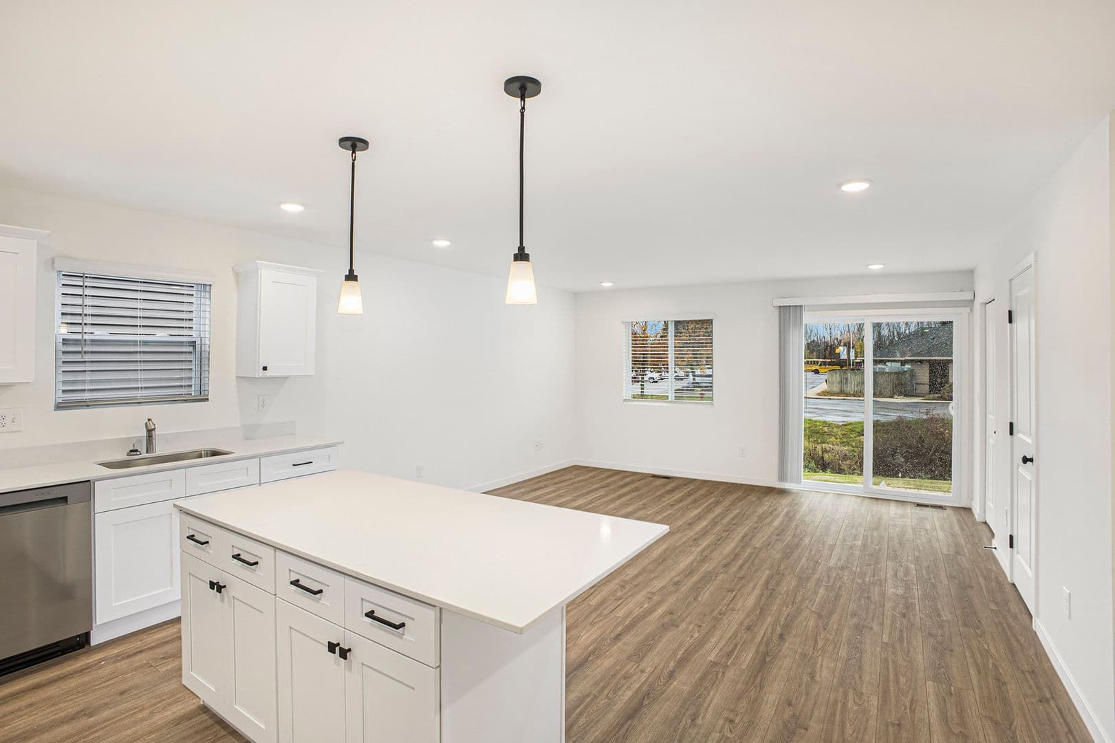 Lansing House: 6120 Tigris Avenue