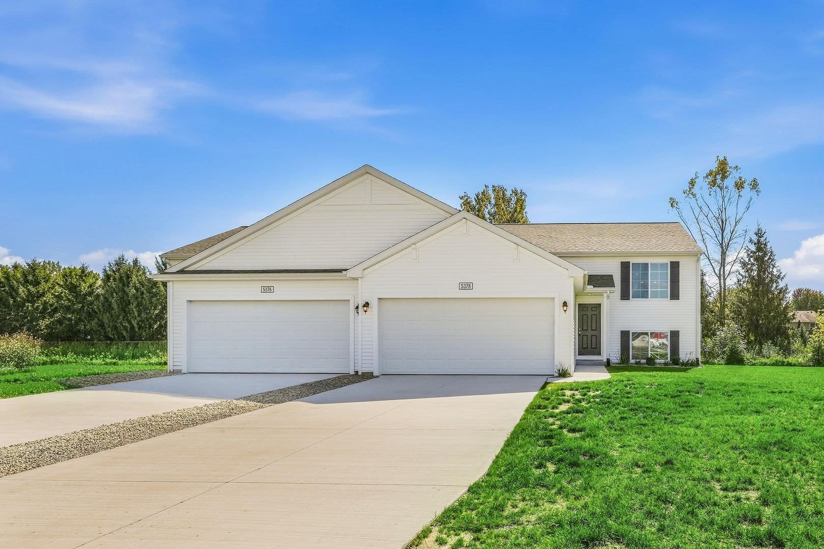 Portage House: 7524 Lovers Lane