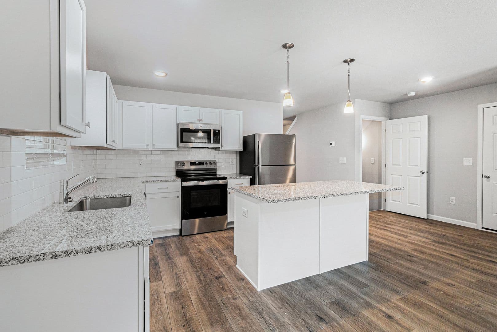 Waterford House: 2220 Macatawa Lane