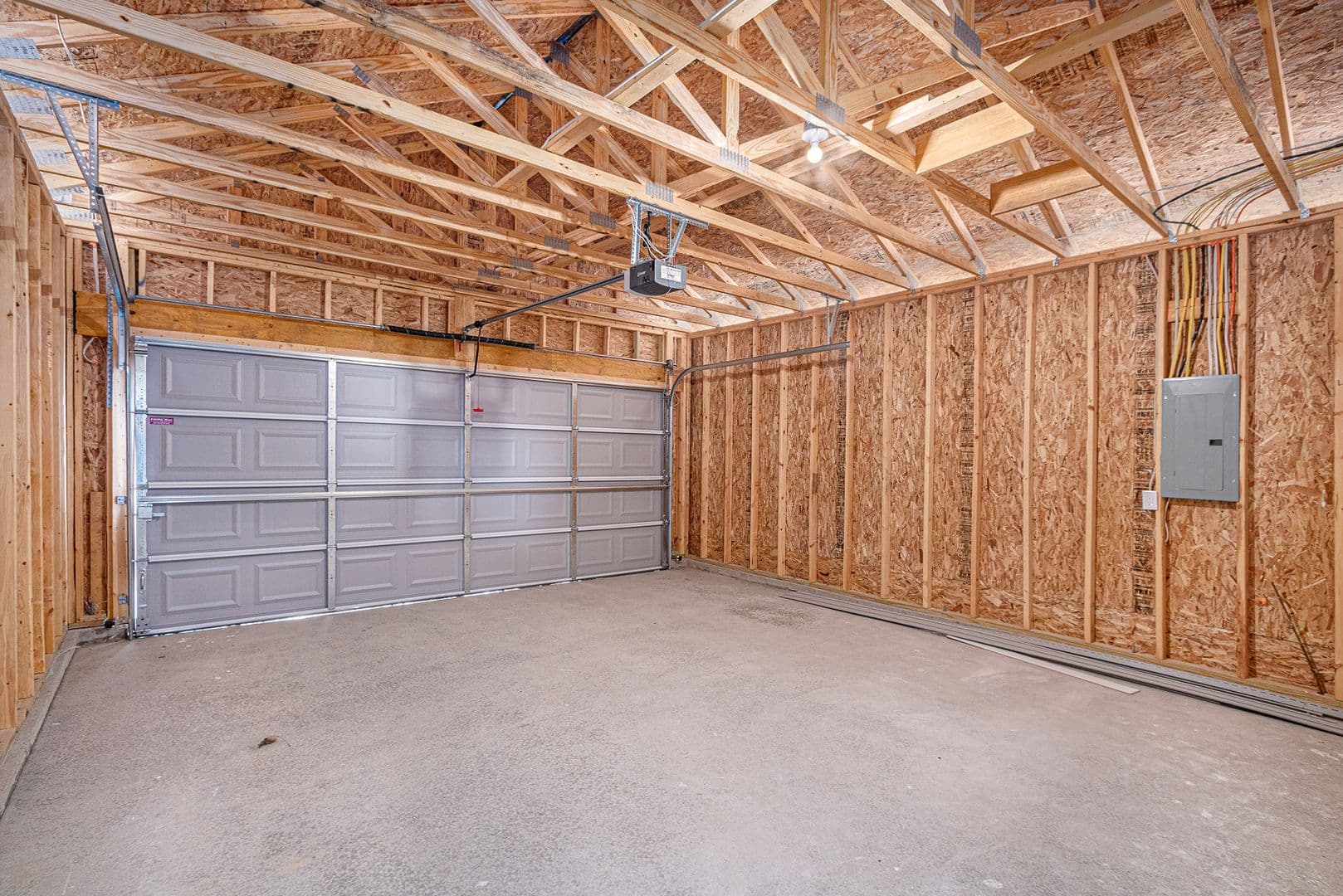 Knox House: 1111 Henry Drive