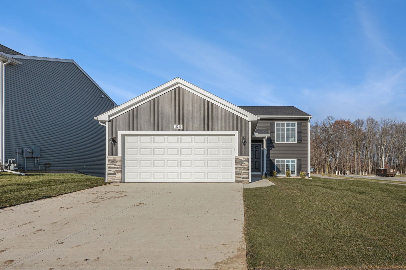Michigan City House: 104 Iris Court