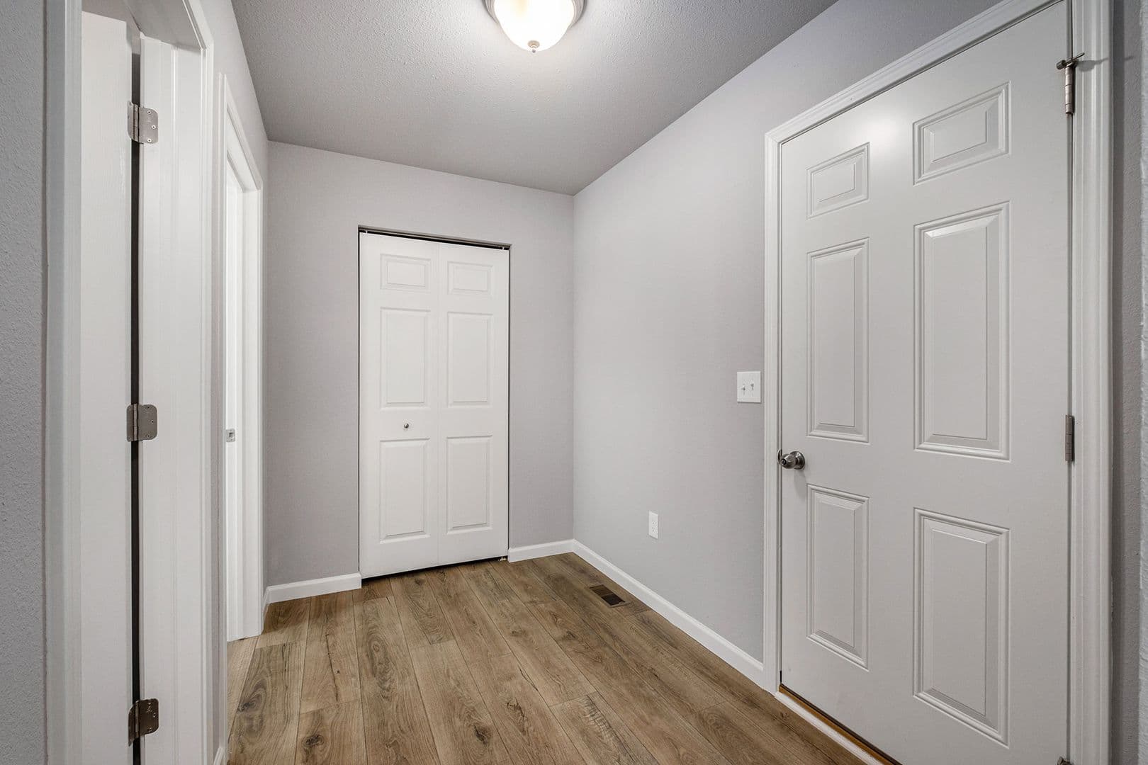 Portage House: 7194 Heartwood Court