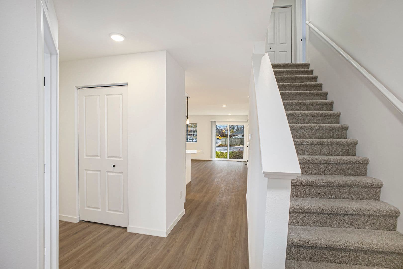 Lansing House: 6120 Tigris Avenue