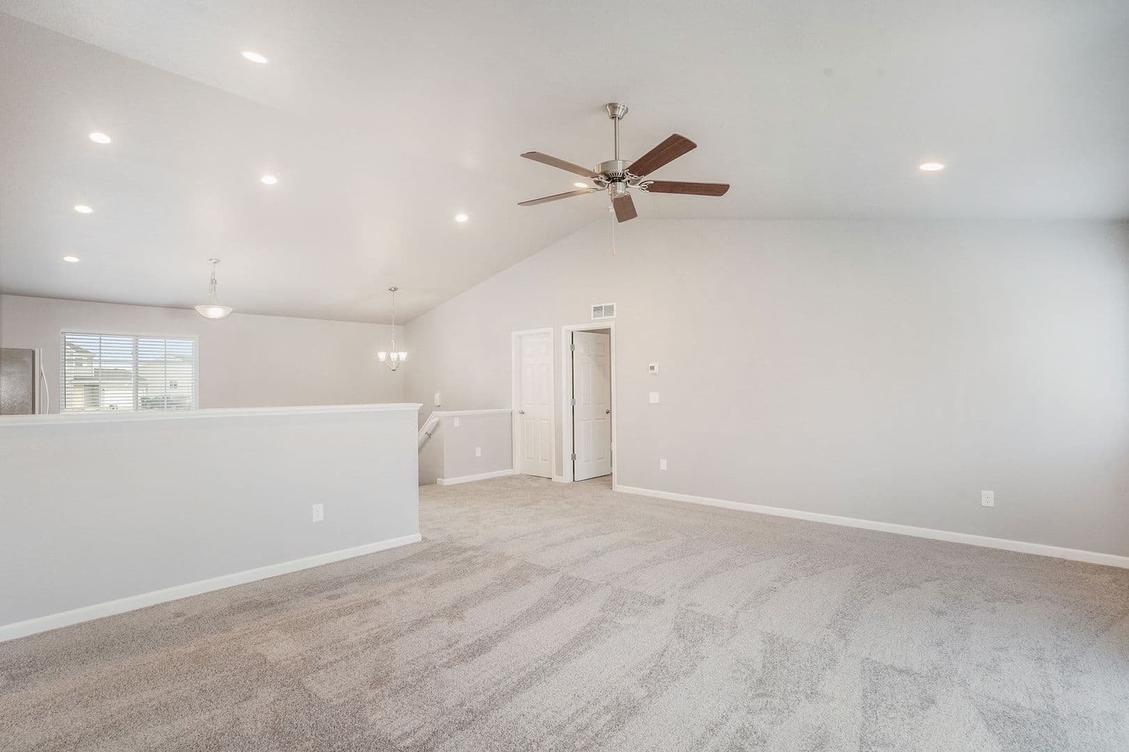Linden House: 16625 Bedington Dr