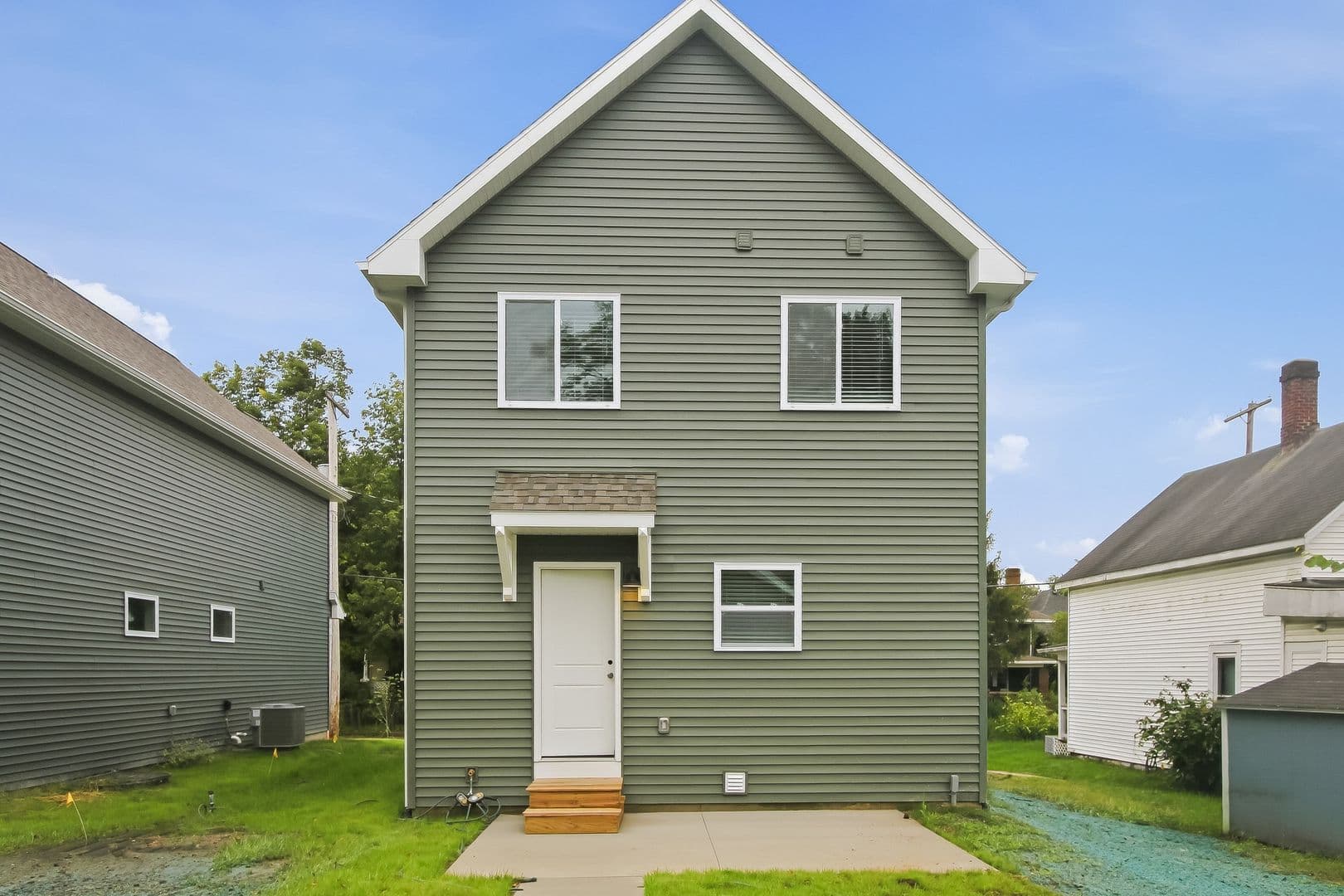 South Bend House: 515 Leland Avenue