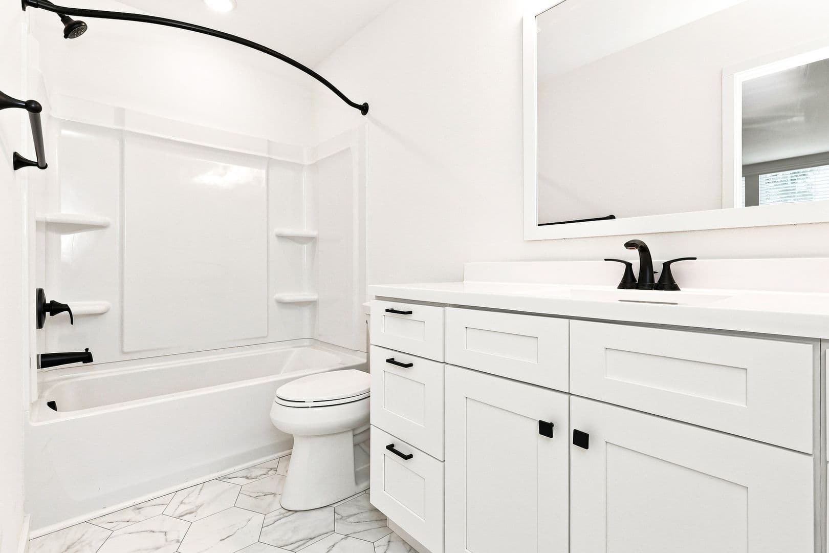 Lansing House: 6200 Aurelius Road