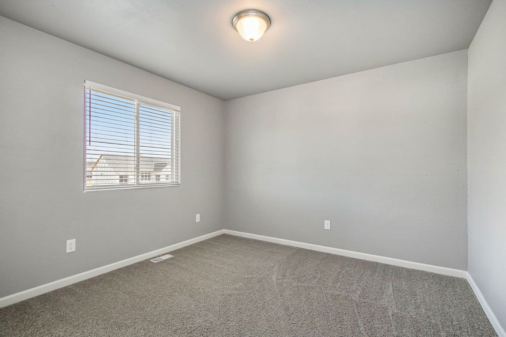 South Bend House: 6841 Jacktown Drive