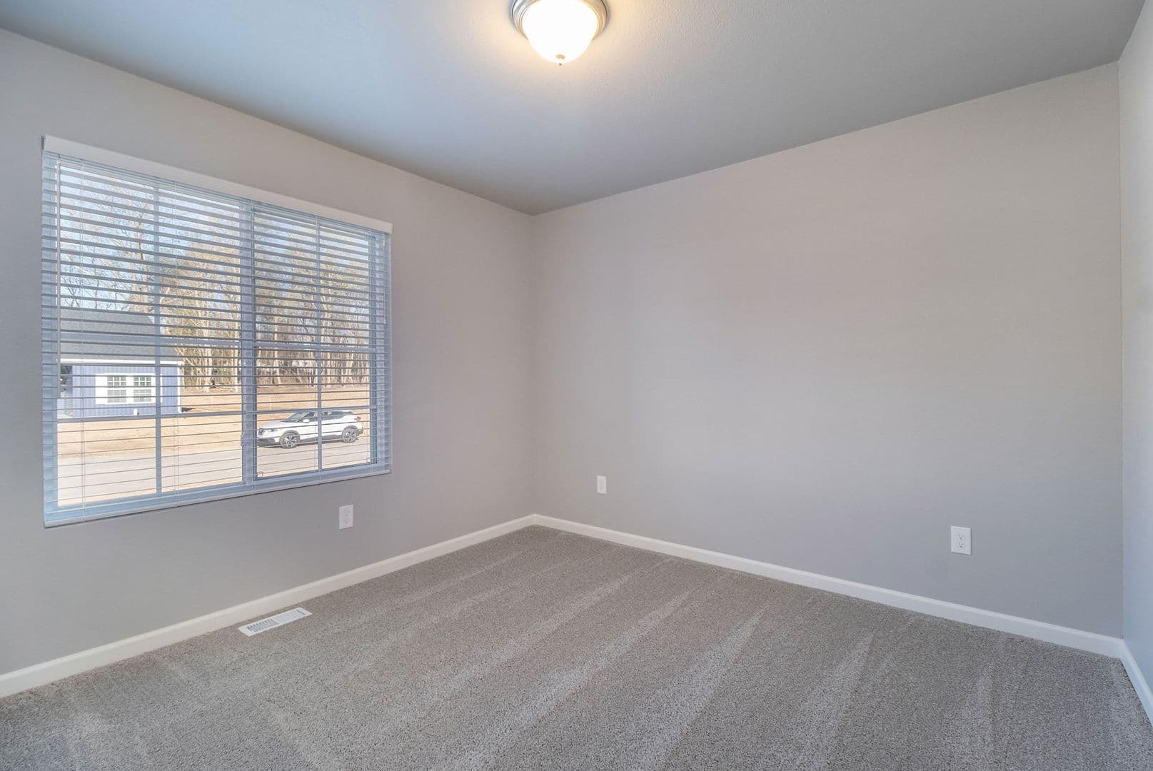 Concord House: 526 Aldrich Street