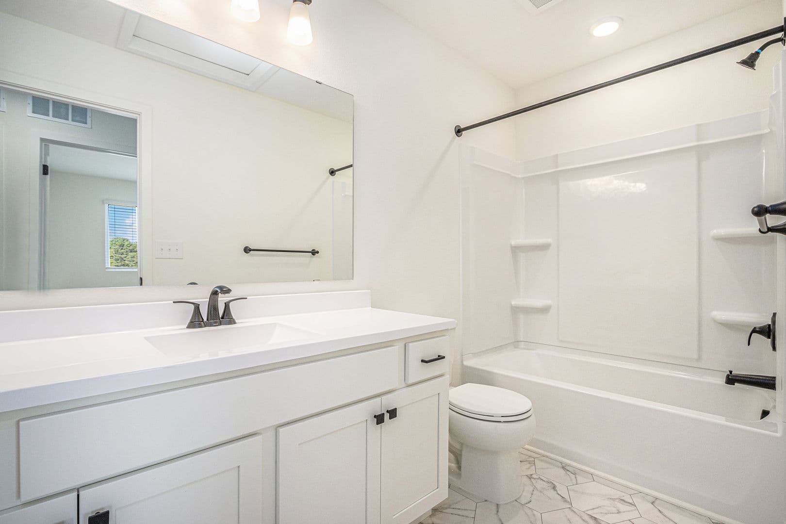Lansing House: 6122 Aurelius Road