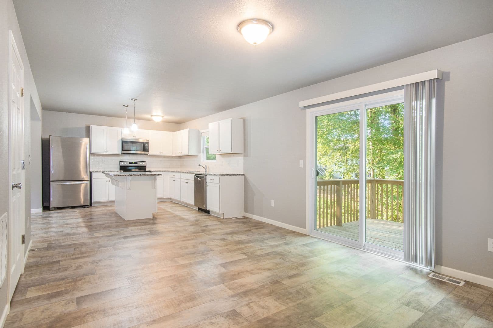 Burton House: 4477 Meadowlane Court