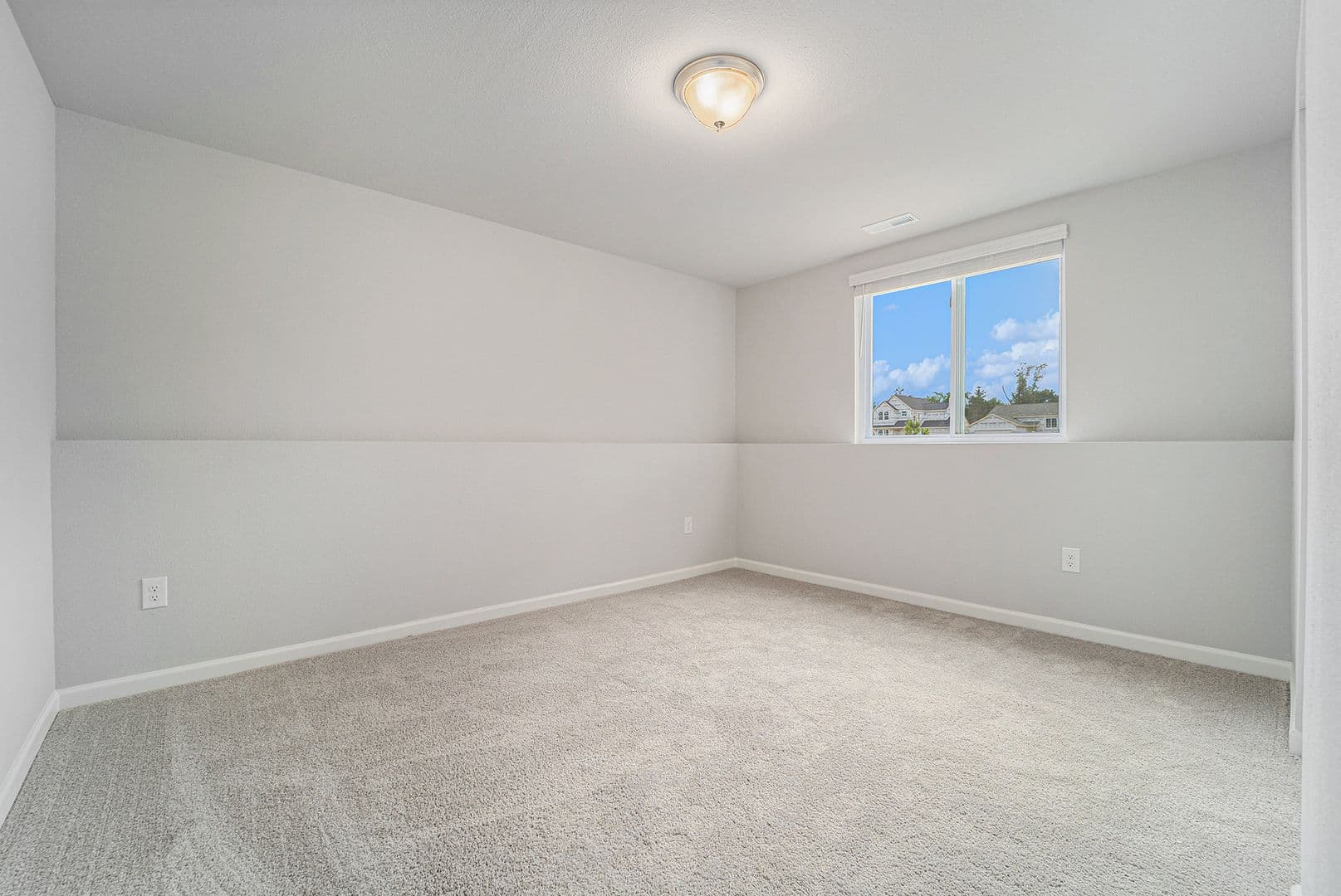 Elkhart House: 1610 Osolo Road
