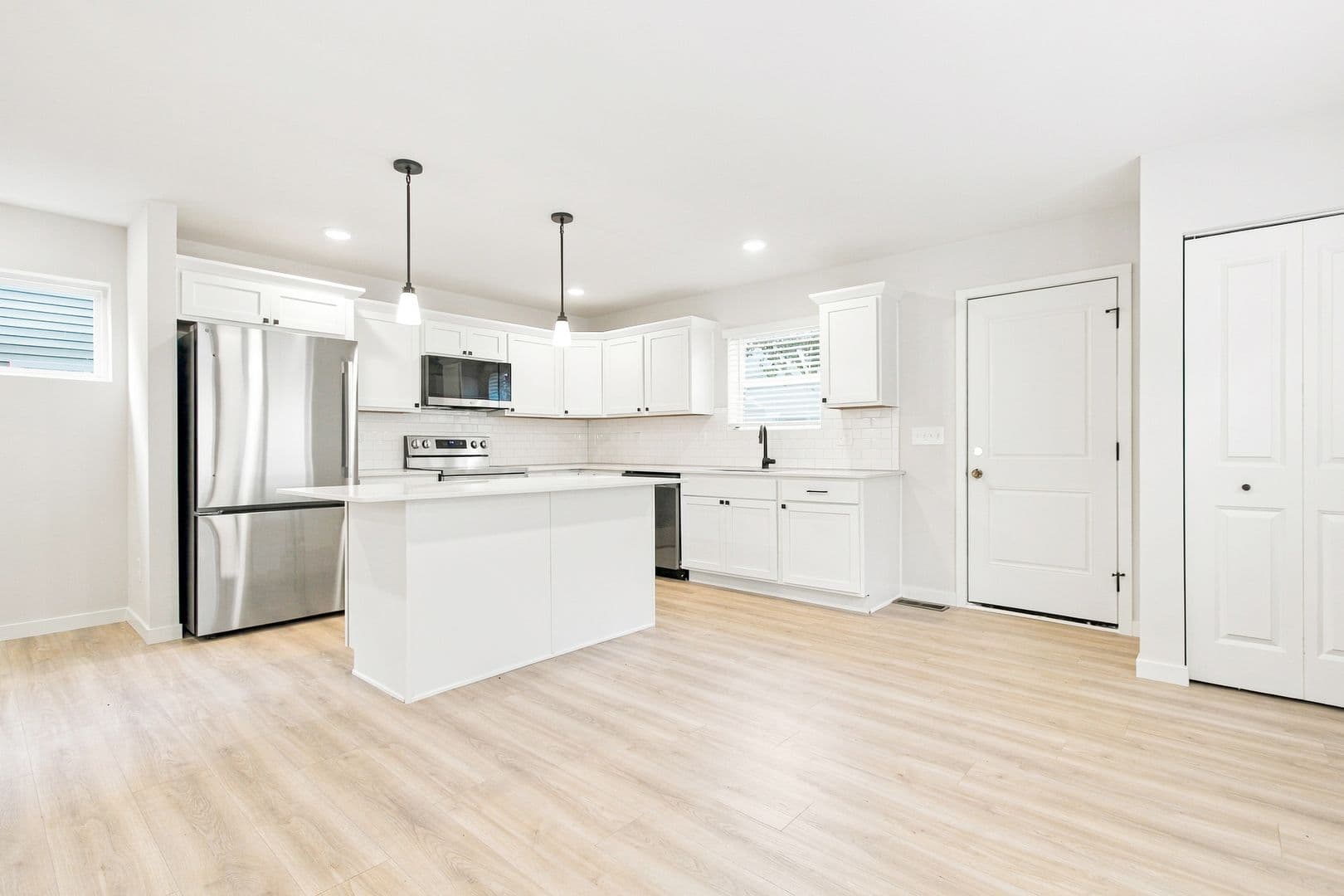 South Bend House: 517 Leland Avenue