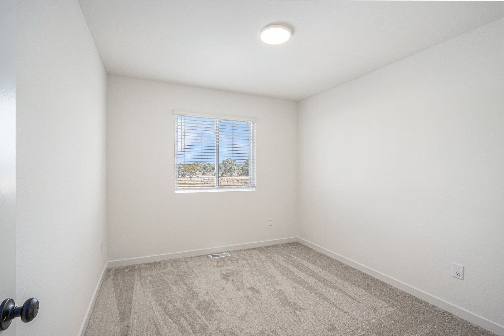 Lansing House: 6122 Aurelius Road