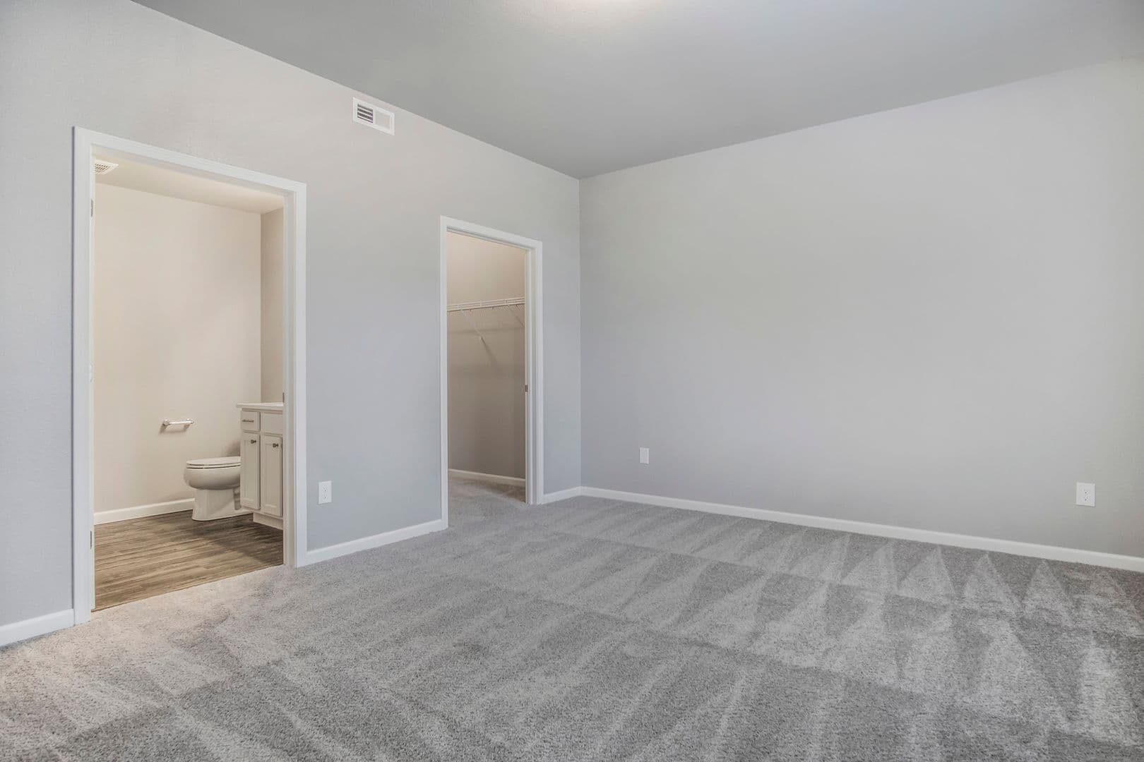 Grand Haven House: 15921 Cedar Drive