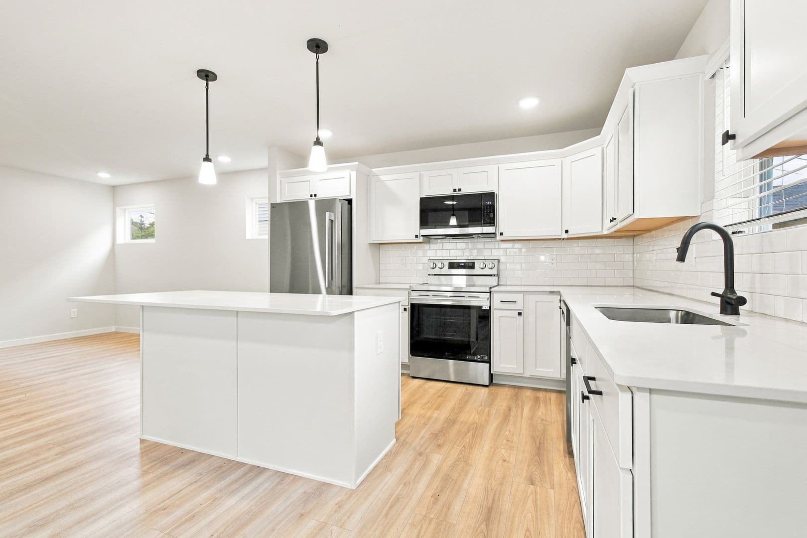 South Bend House: 517 Leland Avenue