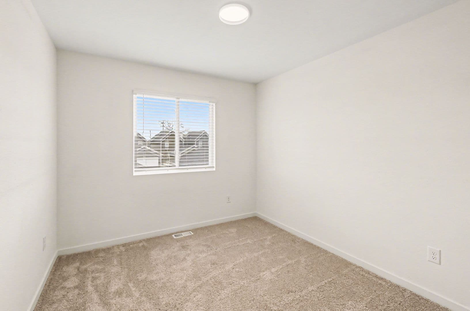 Lansing House: 6119 Tigris Avenue