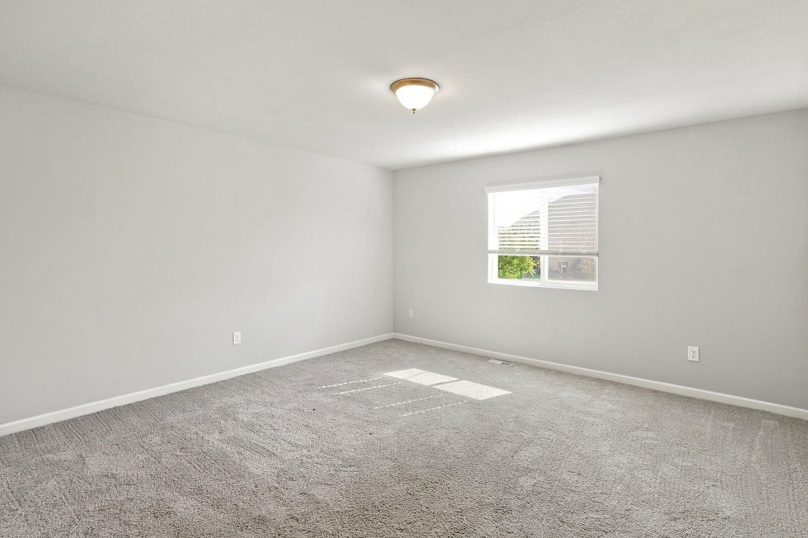 Portage House: 7524 Lovers Lane