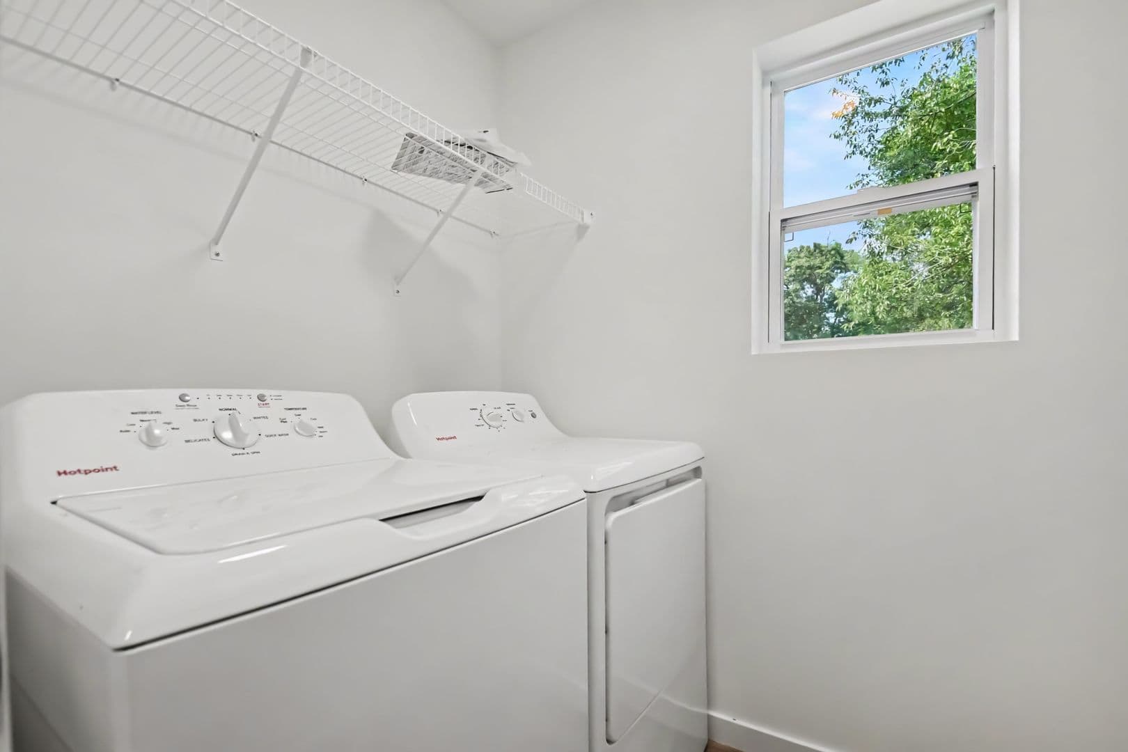 Eaton Rapids House: 614 St. Andrews Drive